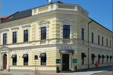Hotel Tacl