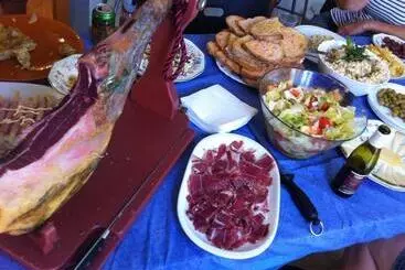 Retkeilymaja Farmstead Lisova