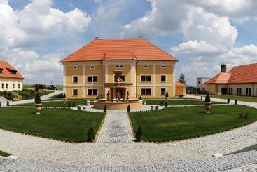 Szálloda Golf&wellness Resort Alfrédov