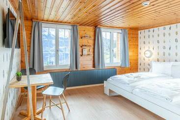 호스텔 Gasthaus Brünig Kulm