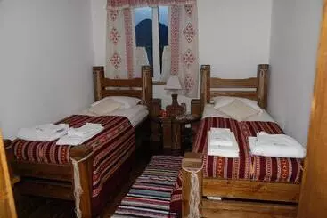 Hotel туристично розважальний комплекс стіжок