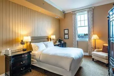 Herberge The Inn At Cobble Beach