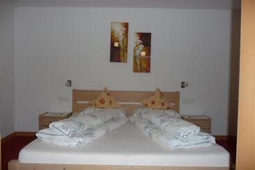 酒店 Gasthof Gemse