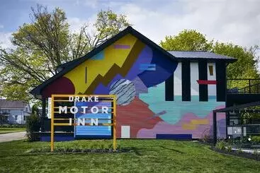 ユースホステル Drake Devonshire And Motor Inn