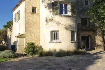 Hotell La Bastide Des Muriers