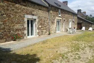 ベッドアンドブレックファースト Chambre D Hôtes La Haie