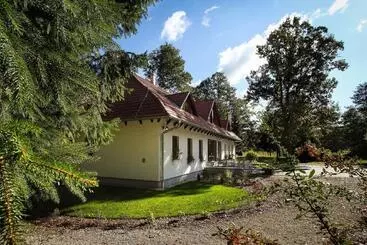 Hotelli Hódoséri Vadászház