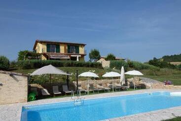 Il Frutteto Bed And Breakfast