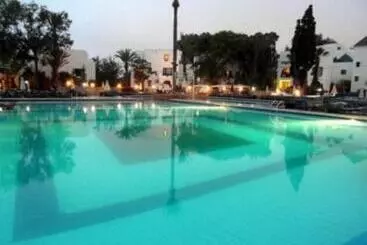 هتل El Pueblo Tamlelt