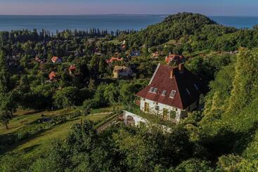 Bed and Breakfast Villa Kabala