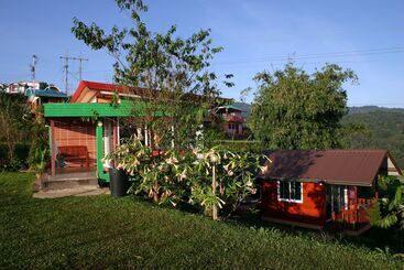 Hotel Baanchomdow Phutubberk