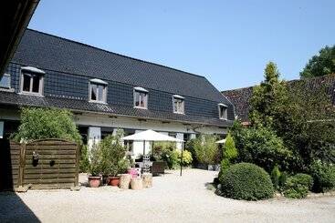 Bed & Breakfast La Ferme Des Buis