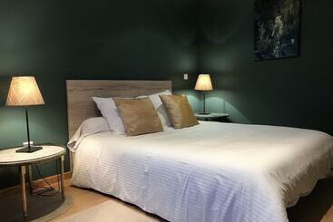 مبيت وإفطار La Ferme Des Buis