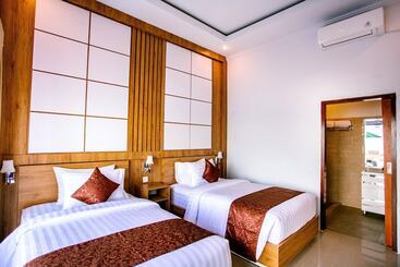 Отель Samuh Sunset Nusa Penida By Pramana Villas