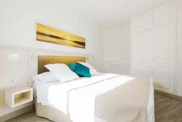 Checkin Bungalows Atlantida