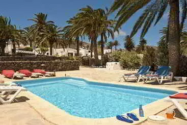 هتل Finca La Crucita