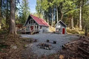 Mökkimajoitus 99mbr   Hot Tub   Wifi   Pets Ok   Bbq   Sleeps 6