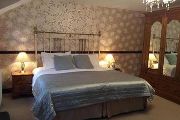 住宿加早餐  Cysgod Y Garn