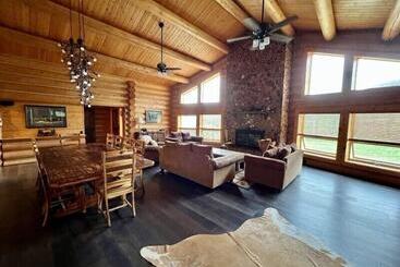 فندق Black Tree Resort