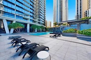 Hotel Holiday Holiday Circle On Cavill Apartments