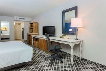 فندق Hilton Garden Inn Dallas/market Center
