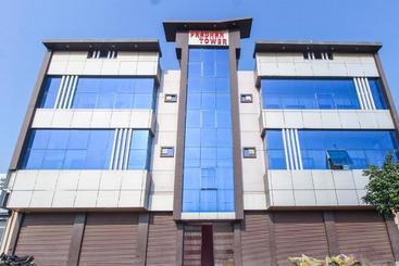 Hotel Oyo 69341 Hemraj