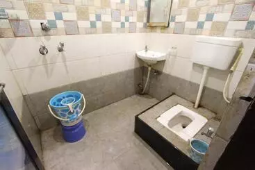 Hotel Raahat Palace