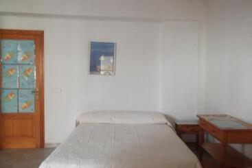 膳宿费 Casa De Huespedes El Almendro