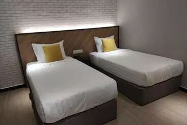 Hotel 99 Seri Kembangan Serdang