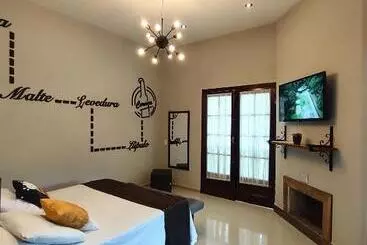 ユースホステル Pousada Valle Dos Pássaros