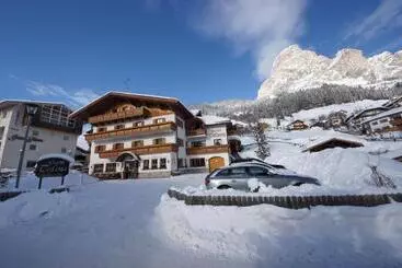 ホテル Garnì Tofana