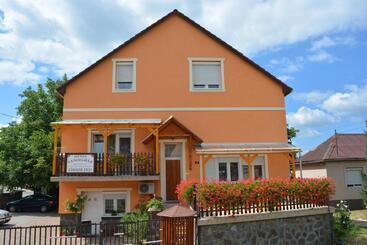 Pensiune István Vendégház