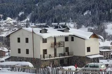 پانسیون Roza's Guest House