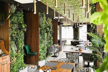 호텔 Kristal Focsani