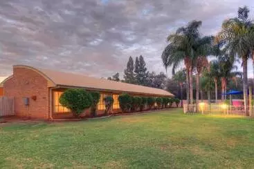 Hotel Mulga Country Motor Inn