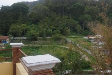 Pension Villa Bugenville Songgoriti