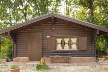 مبيت وإفطار Il Castagneto