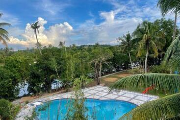 Lake N River Resort Munroe Island