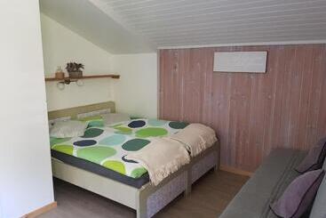 Tattoo Pension Mit Restaurant Und Tattoo Studio