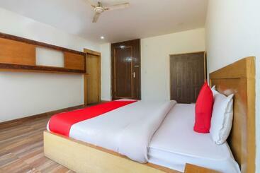 酒店 Oyo 66083 Rama International