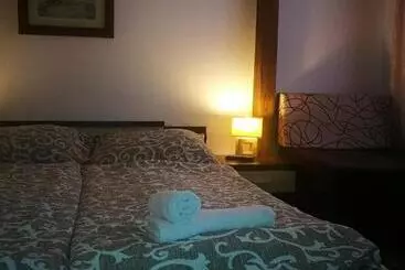 ペンション Rooms Aračić