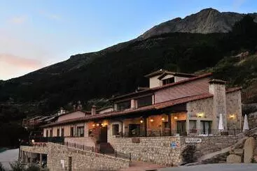 فندق ريفى Rural Y Restaurante, Rinconcito De Gredos