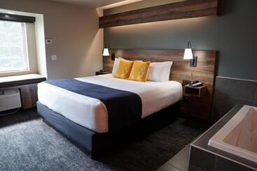 فندق على الطريق Ruby Sandpoint