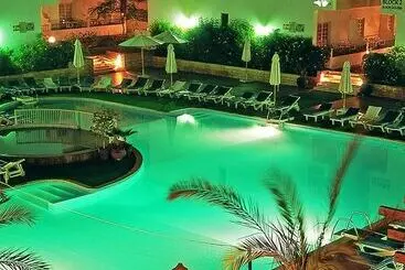 בית מלון כפרי Cleopatra Tsokkos