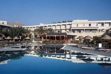 בית מלון כפרי Lutania Beach