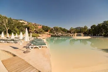 Resort Residence Pierre & Vacances Les Restanques Du Golfe De Sainttropez