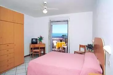 בית מלון כפרי Capinera