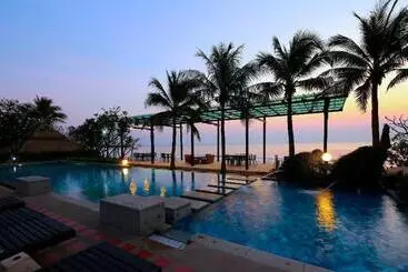 Отель Purimuntra Resort & Spa