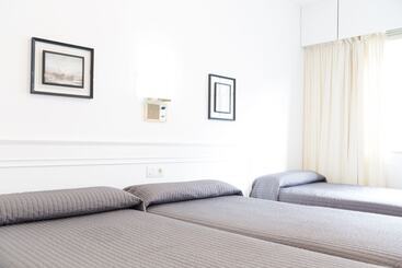 Отель Rey Fernando