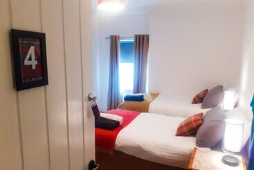 Hotel The White Stag